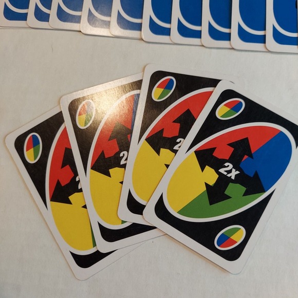 Mattel UNO ATTACK! Card Game Electronic Card Dispenser All Cards Included WORKS - Picture 4 of 12